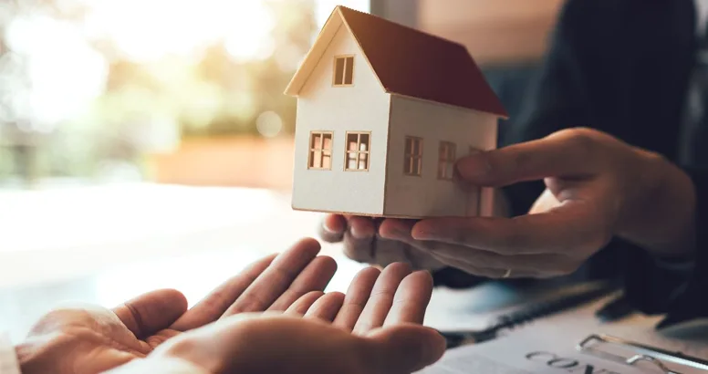 compraventa inmobiliaria pactos